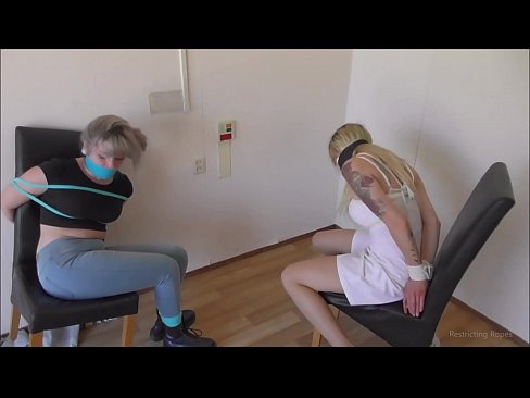 ❤️ Addicted / ceangailte agus gobáilte / cailin i bponc Porn ardchaighdeáin uainn ga.virtsextor.ru ❌️